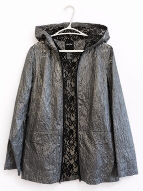 Me Jane Transparent Hooded Rain Jacket with Black Lace Lining – Size Large EUC
